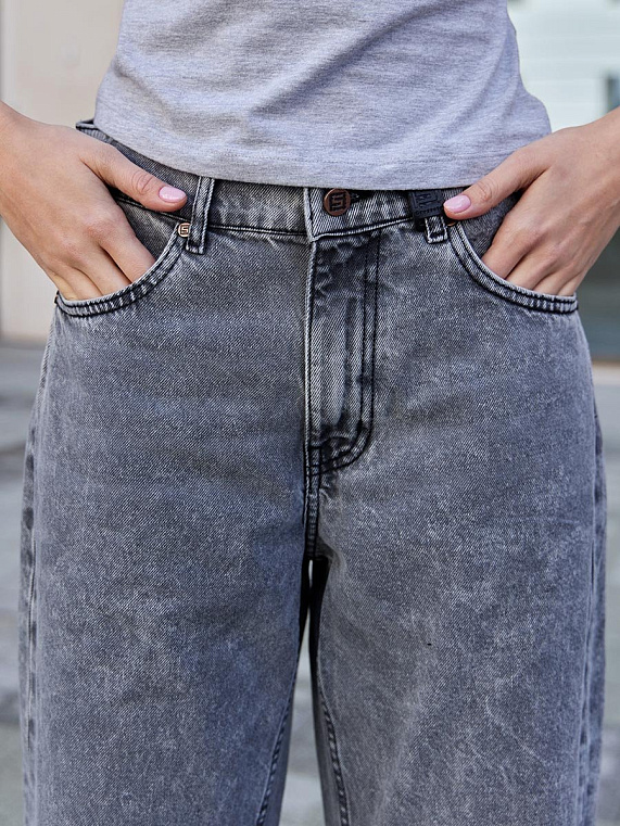 джинсы женские