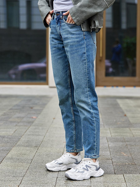 джинсы женские