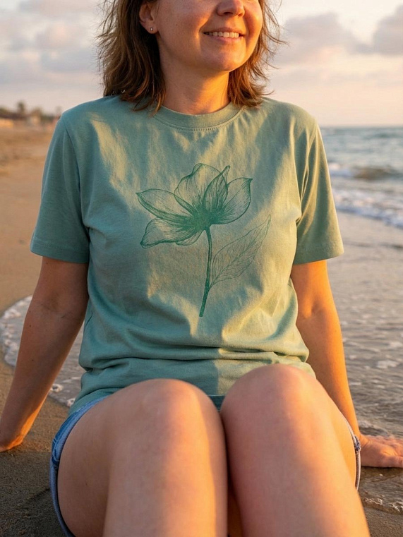 футболка женская